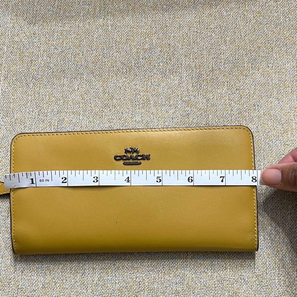 ❤️ Coach Mustard Yellow Leather Wallet - Picture 3 of 11